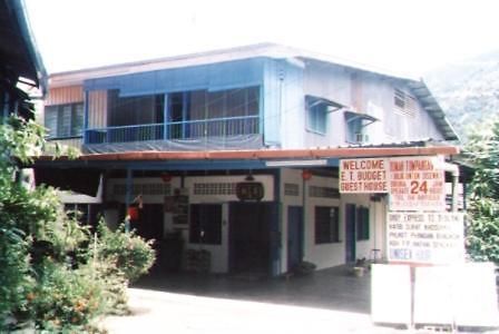 Et Budget Guest House Batu Ferringhi Exterior photo