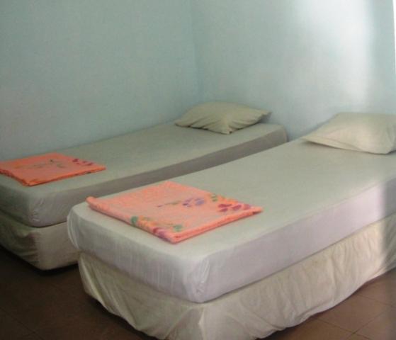Et Budget Guest House Batu Ferringhi Exterior photo