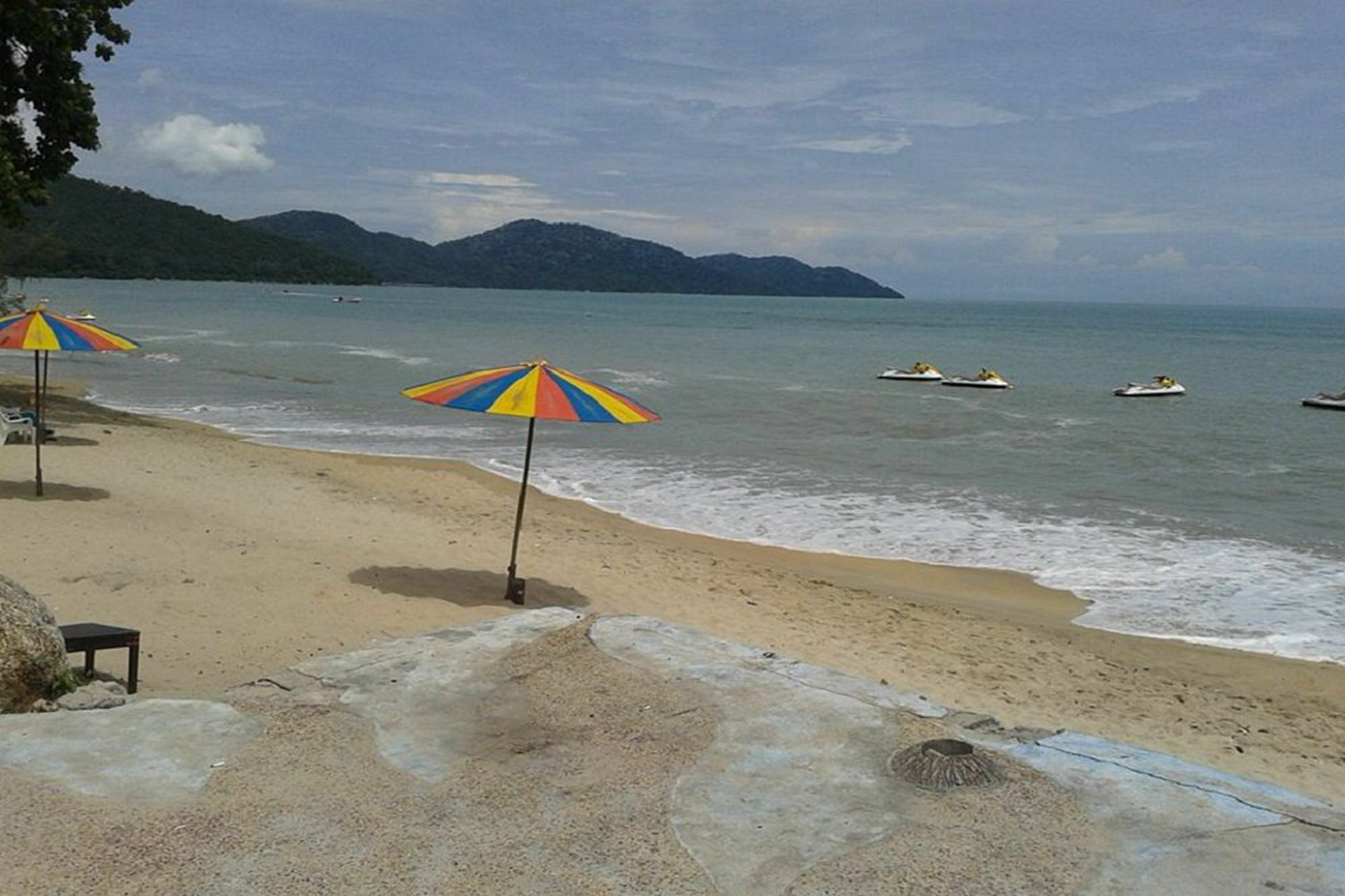 Et Budget Guest House Batu Ferringhi Exterior photo